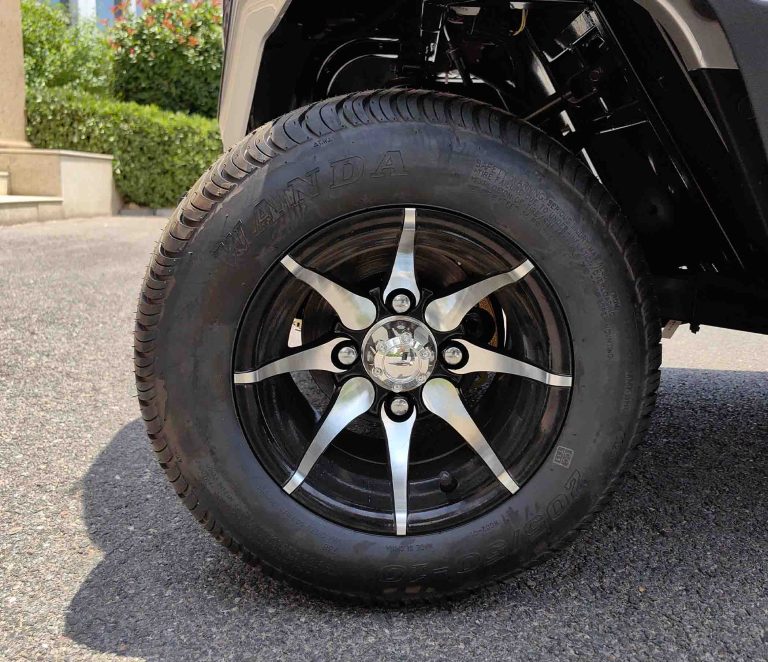 https://www.bak-ev.com/wp-content/uploads/2024/08/G-C22-Golf-Cart-Detail-View-Wheel.jpg
