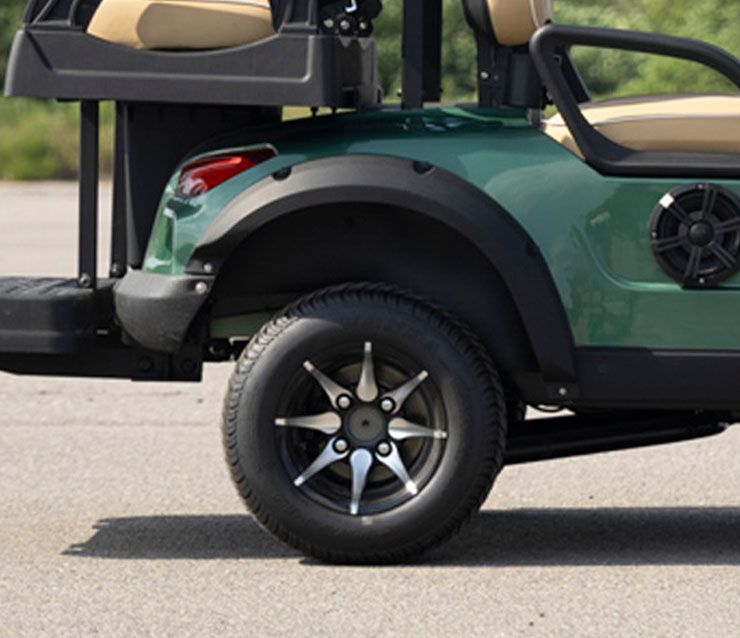 https://www.bak-ev.com/wp-content/uploads/2024/08/K-C22-Golf-Cart-Detail-View-Wheel.jpg