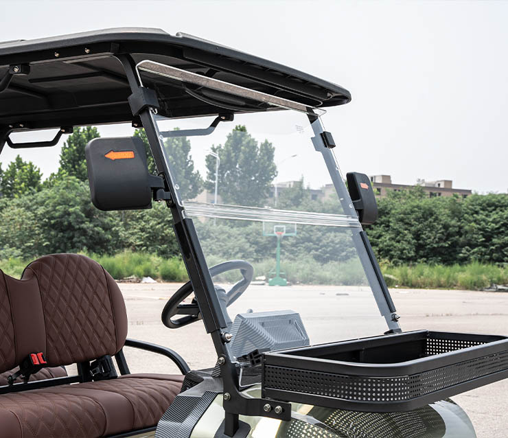 https://www.bak-ev.com/wp-content/uploads/2024/08/K-H42-Golf-Cart-Detail-View-Front-windscreen.jpg