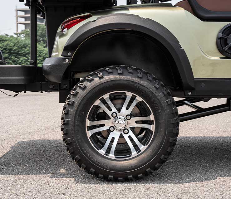 https://www.bak-ev.com/wp-content/uploads/2024/08/K-H42-Golf-Cart-Detail-View-Wheel.jpg