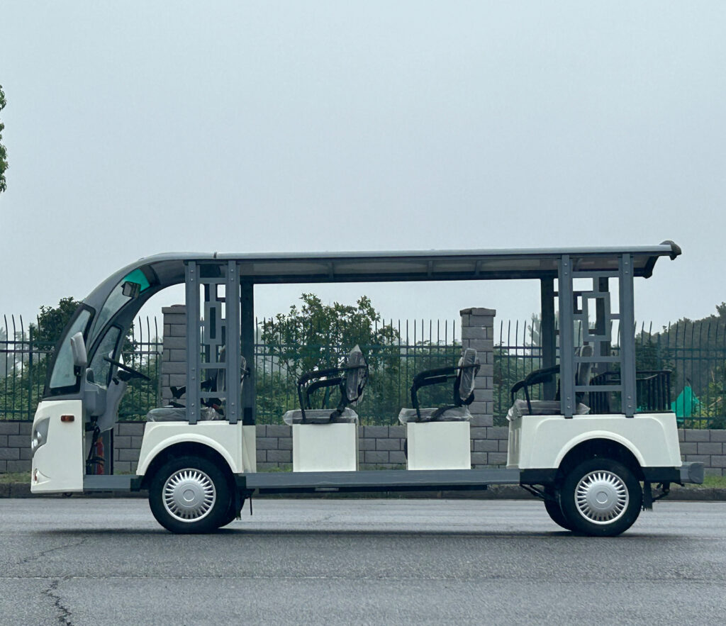 11-seater convertible 4 rows forward + storage box | BAK EV