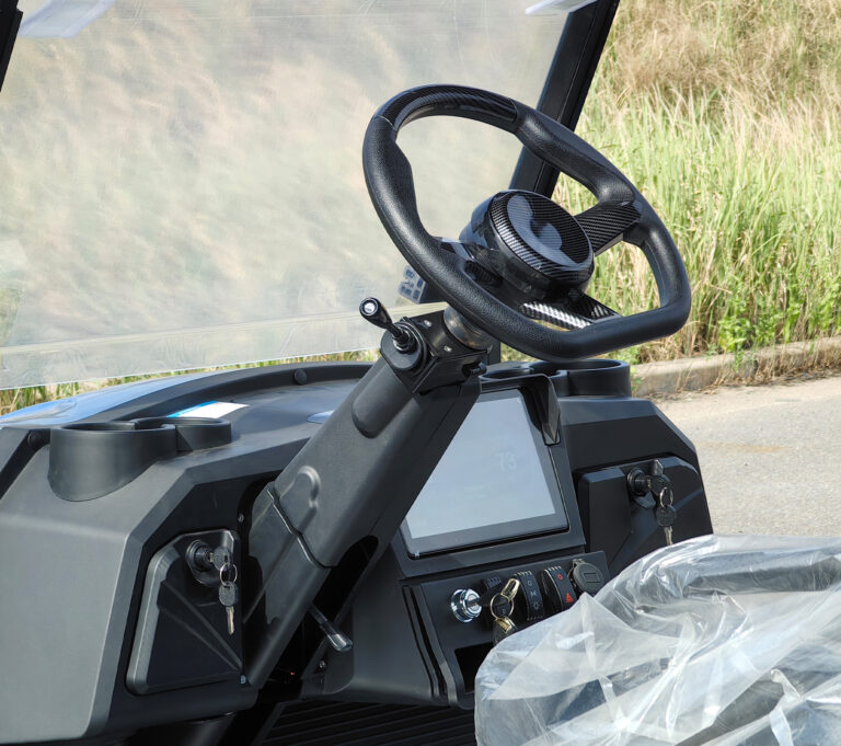 https://www.bak-ev.com/wp-content/uploads/2025/06/K5-Golf-Cart-Detail-View-Adjustable-steering-wheel.jpg