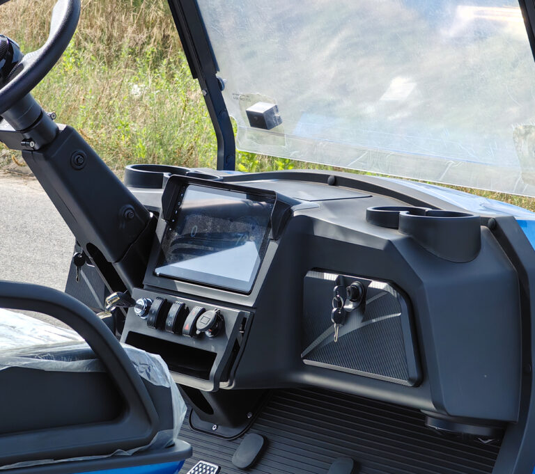https://www.bak-ev.com/wp-content/uploads/2025/06/K5-Golf-Cart-Detail-View-Dashboard.jpg